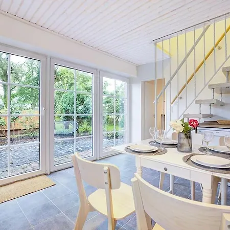 Apartment De Strandloper